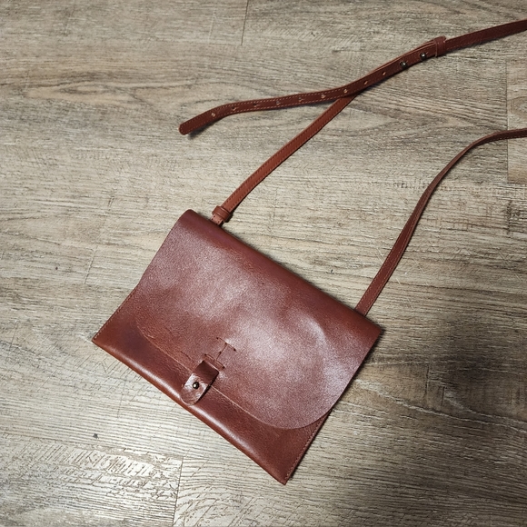 Lucky Brand Rustic Slim Brown Leather Flap Crossbody Bag - Picture 4 of 12